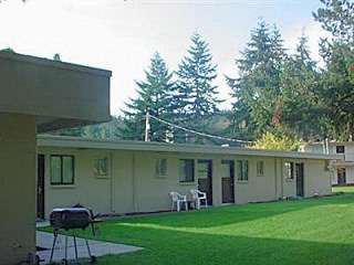 Backyards at Seabreeze Apartments, Oak Harbor, Washington